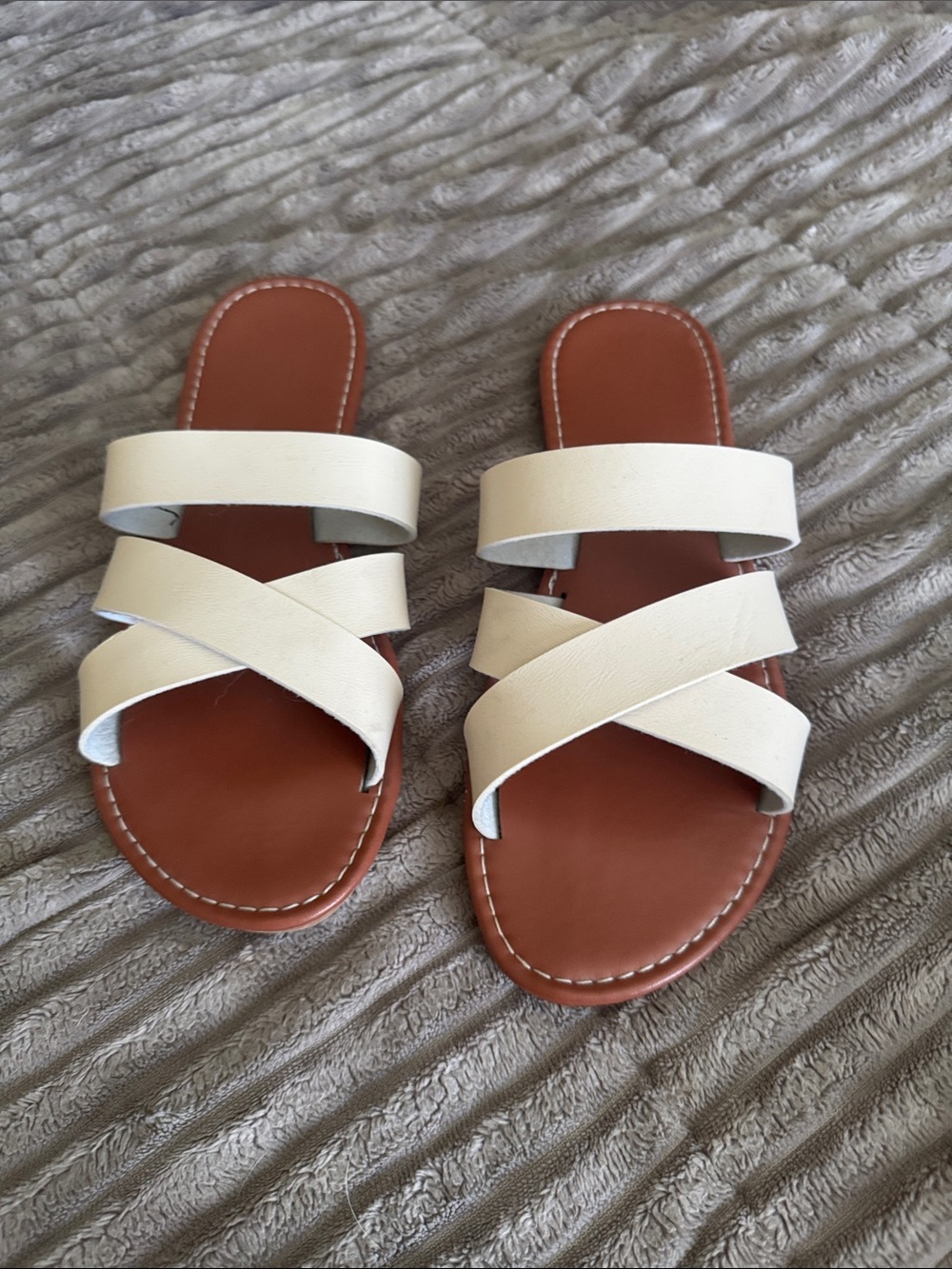 Women’s Cream Colored Crisscross Slide Sandals